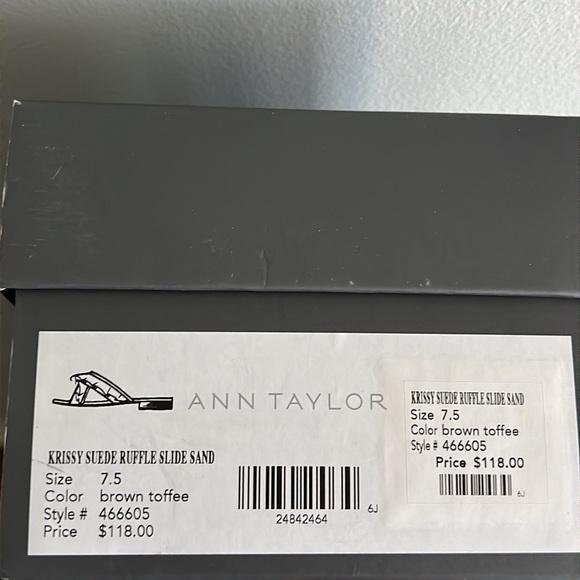 Ann Taylor Brown Toffee Suede Ruffle Slides Flats Size 7.5 - Picture 4 of 5